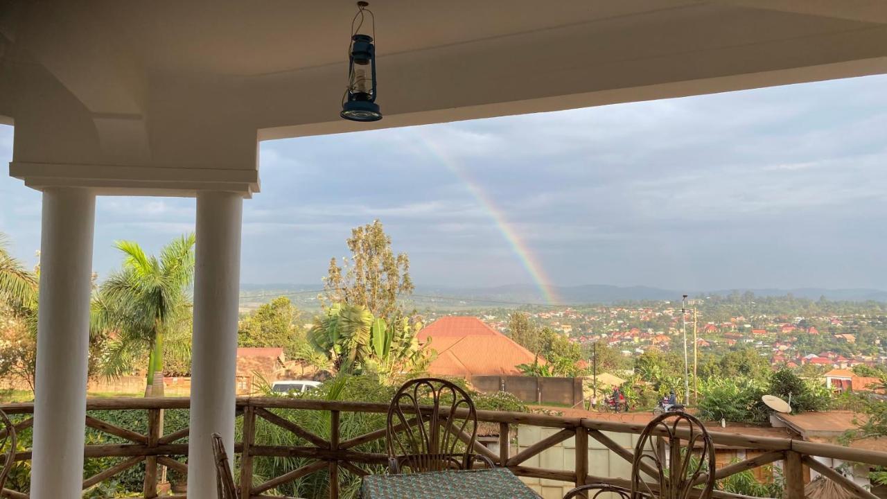 Banda Lodge Masaka Eksteriør bilde