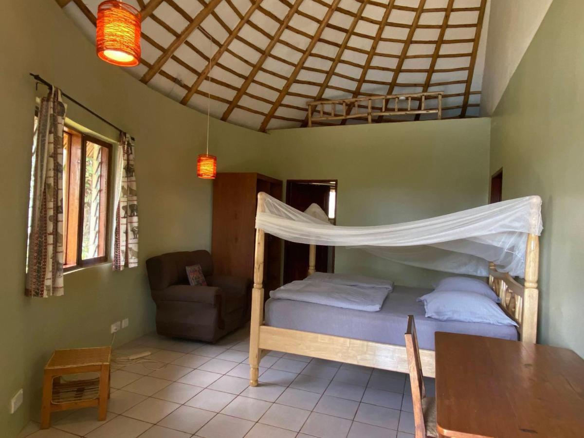 Banda Lodge Masaka Eksteriør bilde