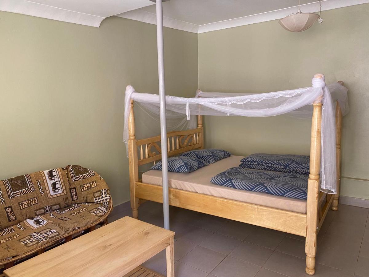 Banda Lodge Masaka Eksteriør bilde