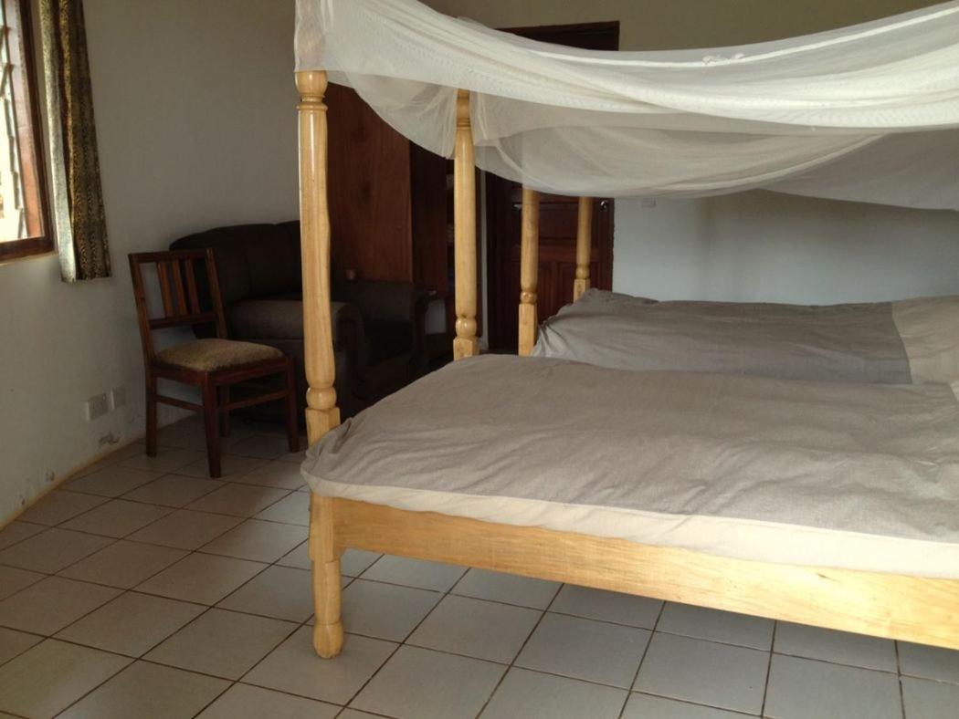 Banda Lodge Masaka Eksteriør bilde