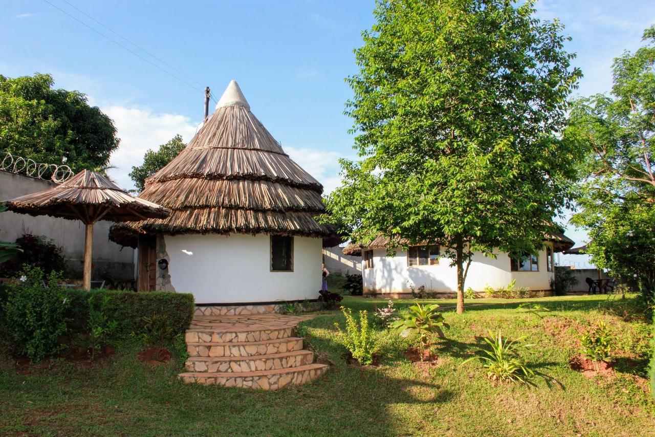 Banda Lodge Masaka Eksteriør bilde