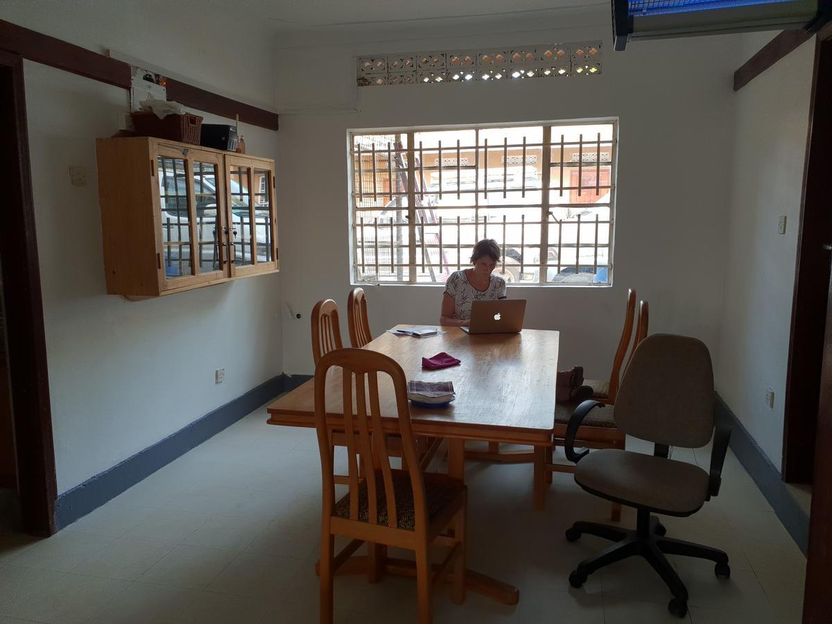 Banda Lodge Masaka Eksteriør bilde