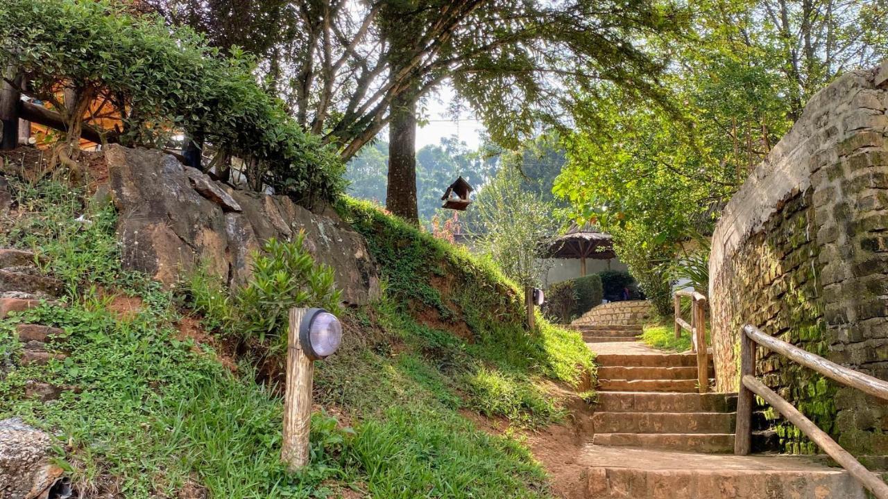 Banda Lodge Masaka Eksteriør bilde